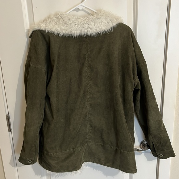 Green Corduroy Sherpa jacket - Picture 4 of 4